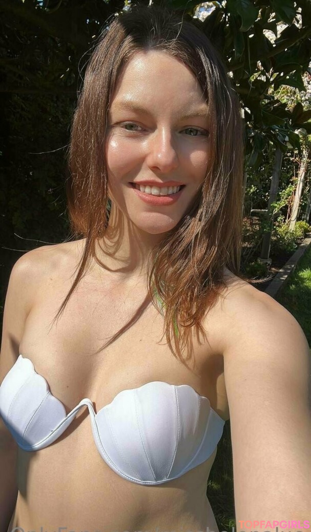 Foto desnuda filtrada de OnlyFans de Misshelenalue #340 Foto desnuda filtrada de OnlyFans de Misshelenalue #340