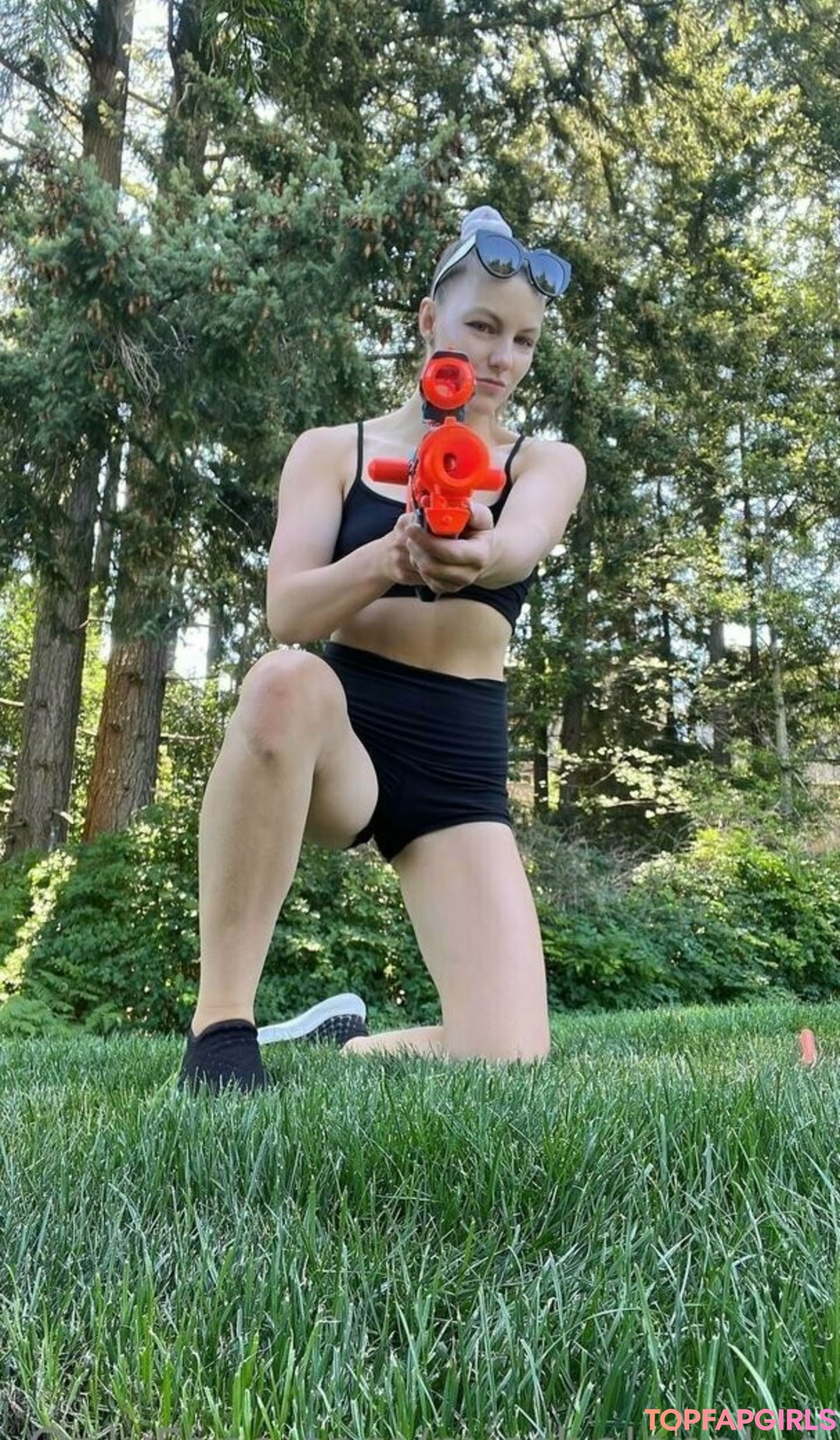 Foto desnuda filtrada de OnlyFans de Misshelenalue #547 Foto desnuda filtrada de OnlyFans de Misshelenalue #547