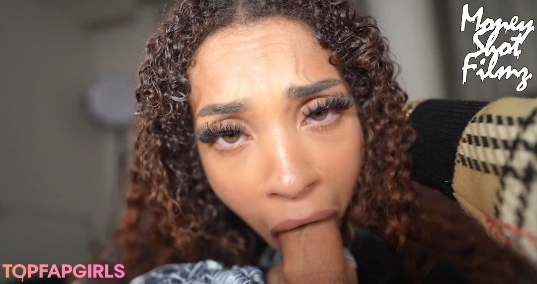 Foto desnuda filtrada de OnlyFans de Hannahmarieroyal #96 Foto desnuda filtrada de OnlyFans de Hannahmarieroyal #96