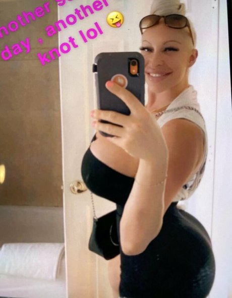 Foto desnuda filtrada de OnlyFans de Jessiemonaco