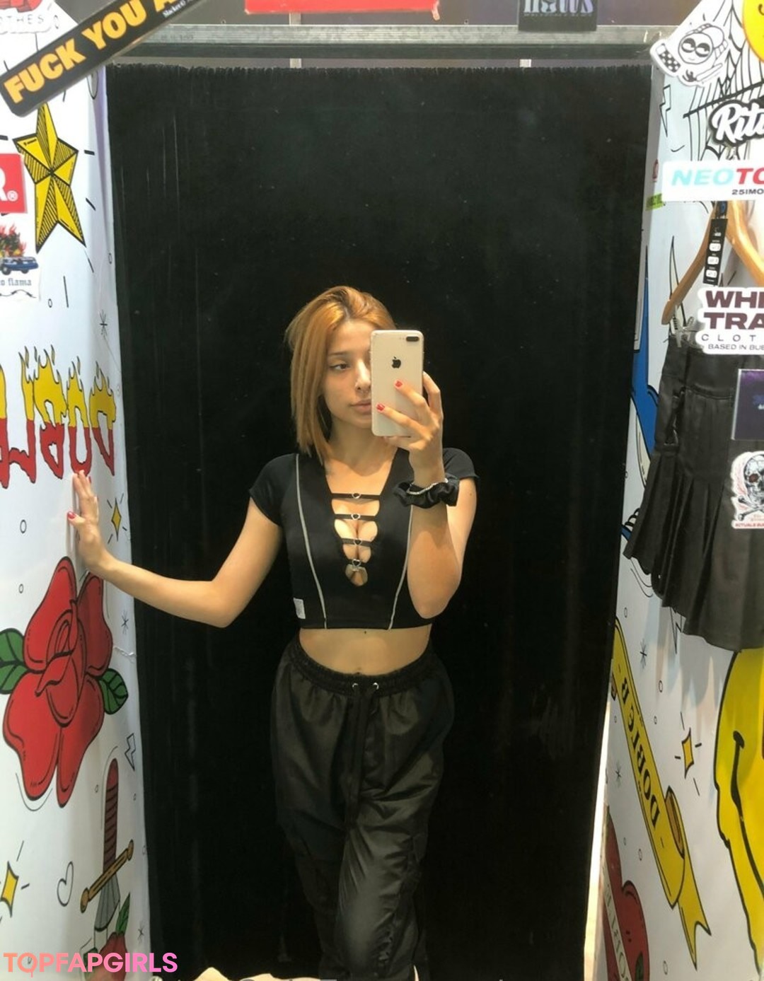 Foto desnuda filtrada de OnlyFans de Sammmsweet #33 Foto desnuda filtrada de OnlyFans de Sammmsweet #33