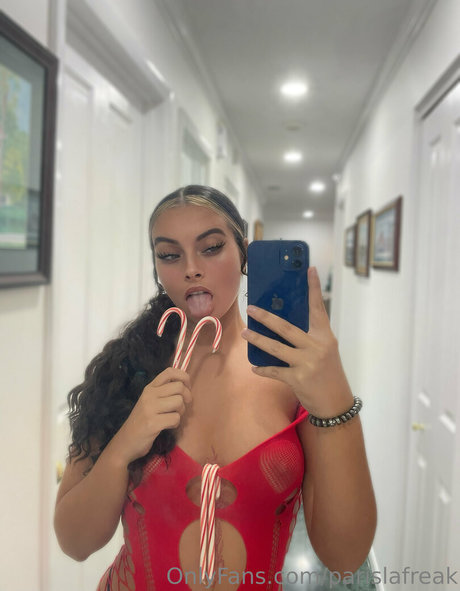 Foto desnuda filtrada de OnlyFans de Parislafreak