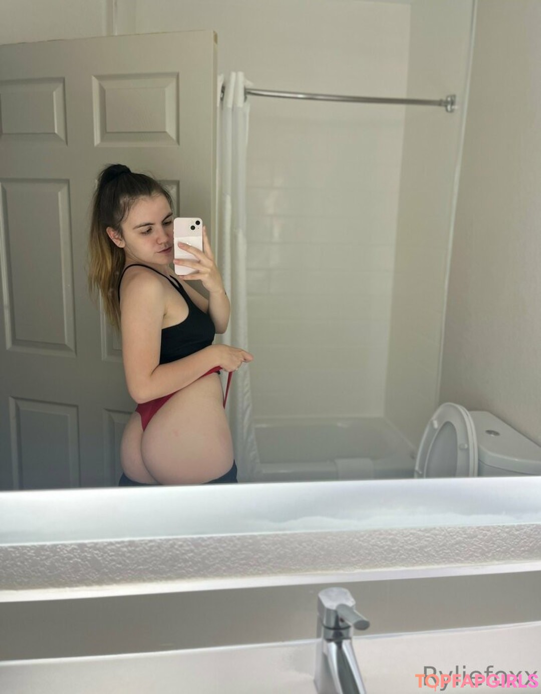 Foto desnuda filtrada de OnlyFans de Ryliefoxxfree #46 Foto desnuda filtrada de OnlyFans de Ryliefoxxfree #46