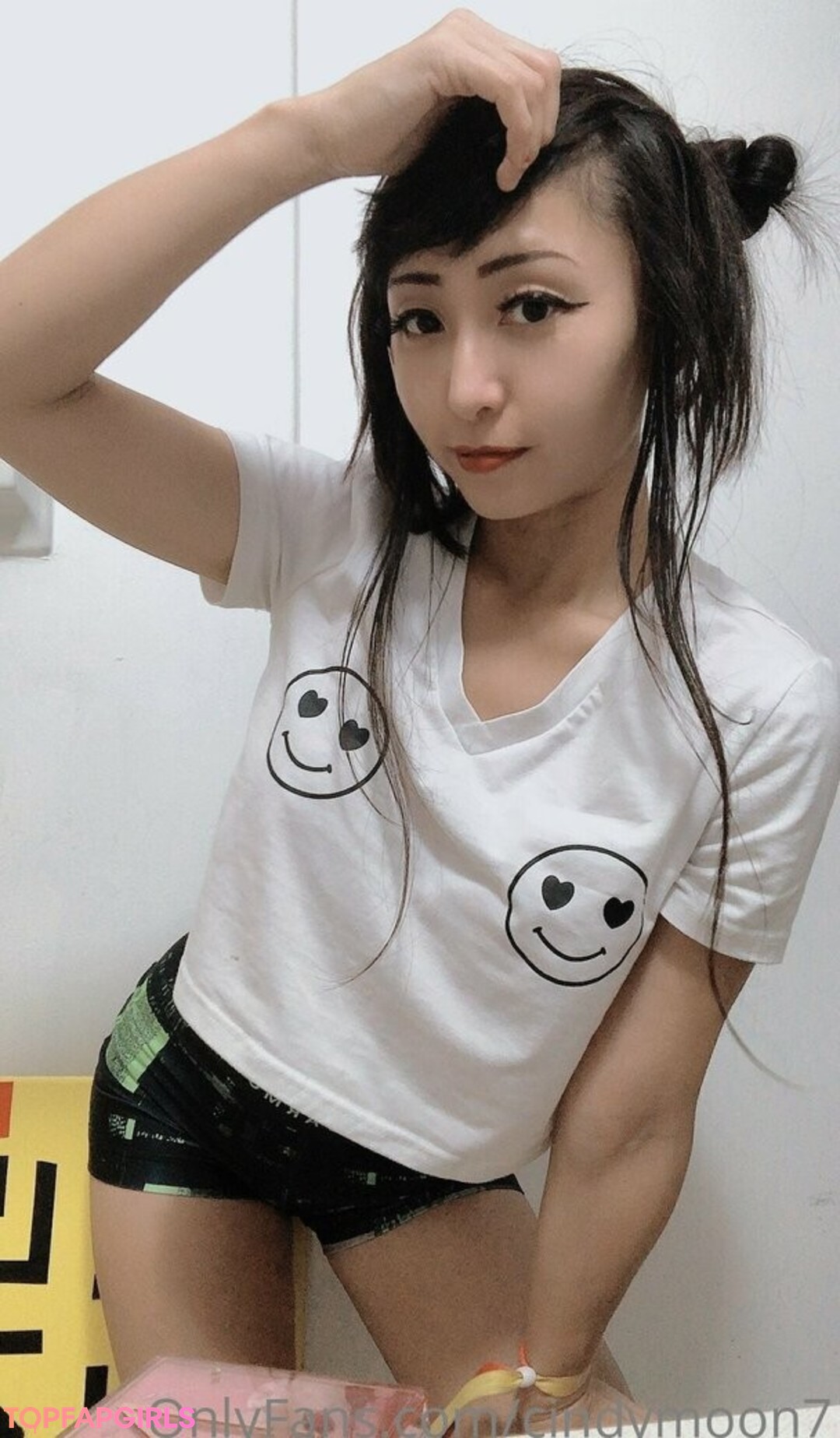Foto desnuda filtrada de OnlyFans de Cindymoon7 #144 Foto desnuda filtrada de OnlyFans de Cindymoon7 #144