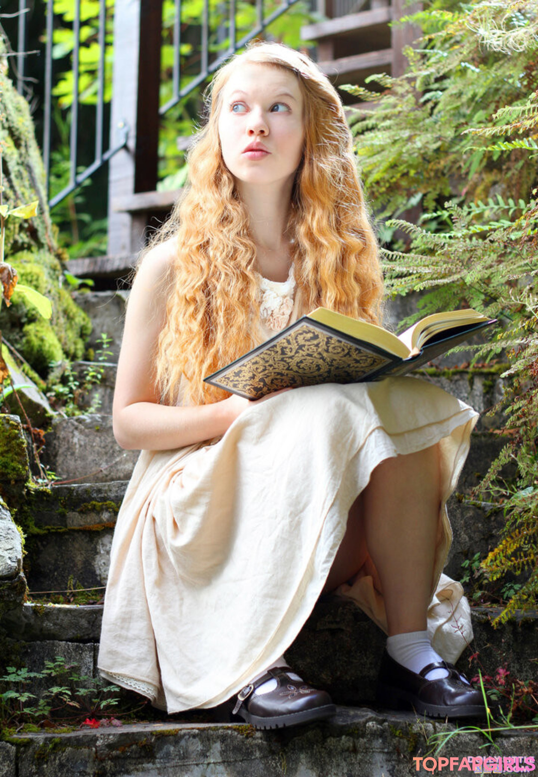 Foto desnuda filtrada de OnlyFans de Dolly Little #117 Foto desnuda filtrada de OnlyFans de Dolly Little #117