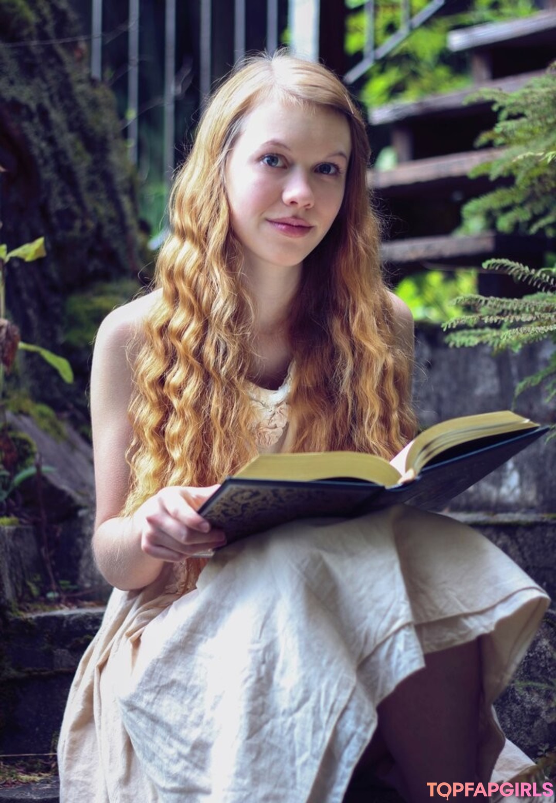 Foto desnuda filtrada de OnlyFans de Dolly Little #43 Foto desnuda filtrada de OnlyFans de Dolly Little #43