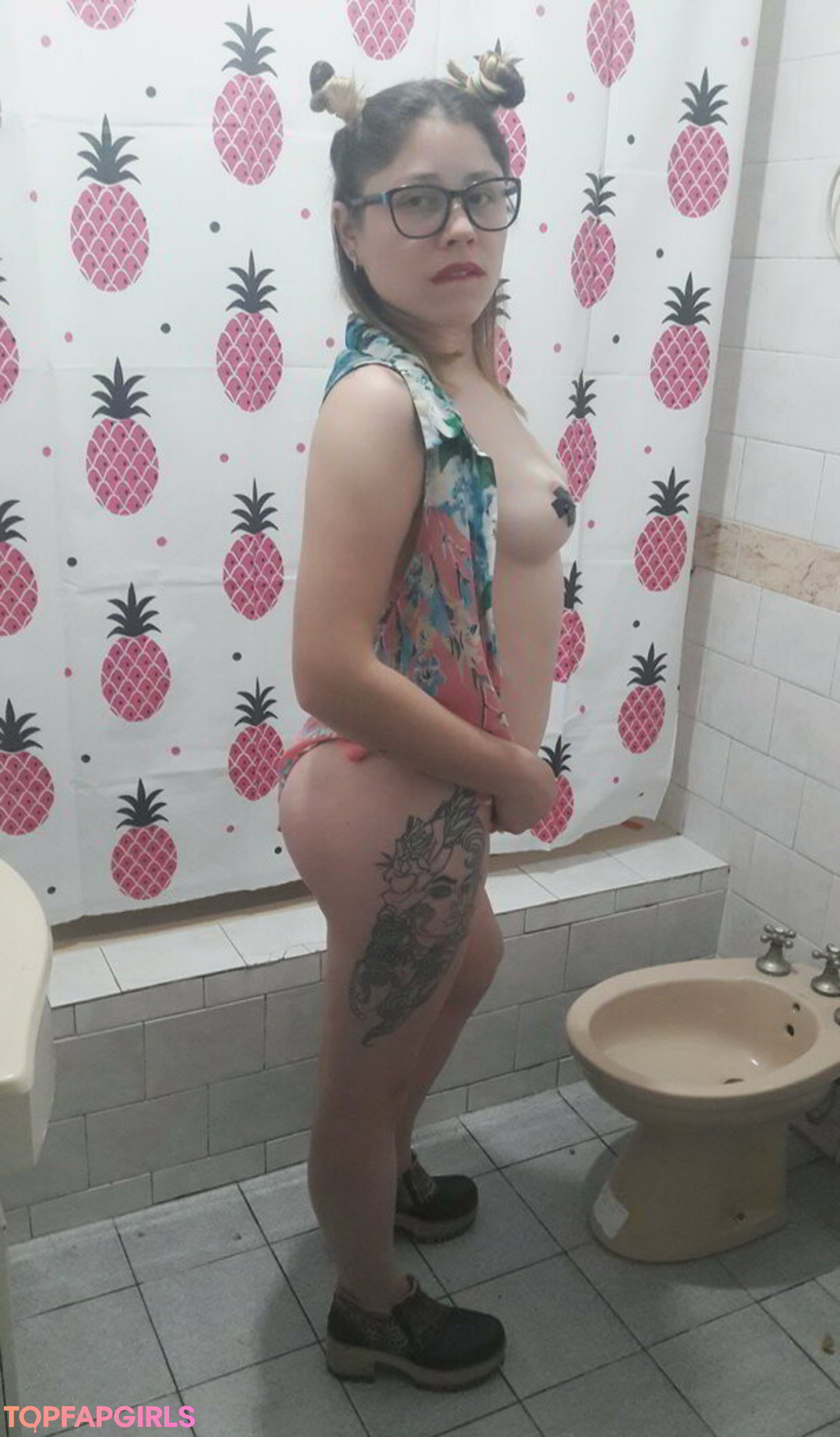 Foto desnuda filtrada de OnlyFans de Lunaestrella10 #18 Foto desnuda filtrada de OnlyFans de Lunaestrella10 #18