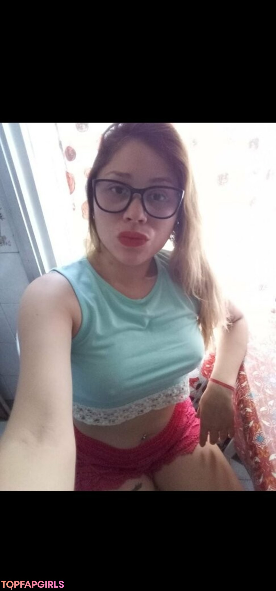 Foto desnuda filtrada de OnlyFans de Lunaestrella10 #44 Foto desnuda filtrada de OnlyFans de Lunaestrella10 #44