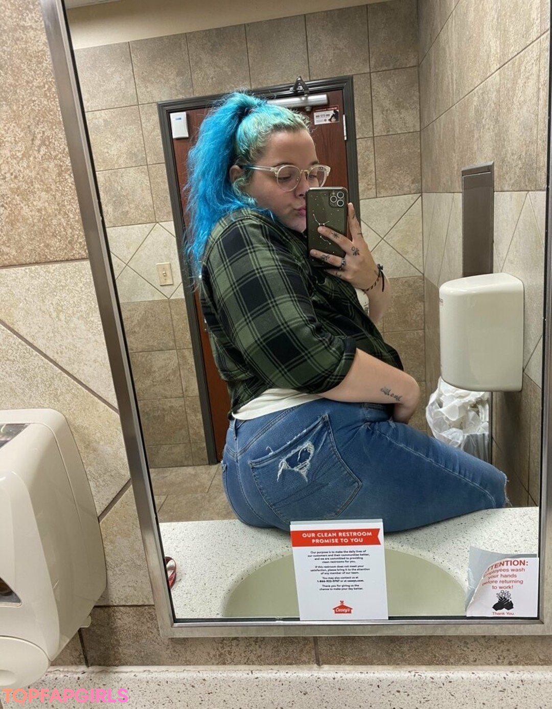 Foto desnuda filtrada de OnlyFans de Pipermedown #49 Foto desnuda filtrada de OnlyFans de Pipermedown #49