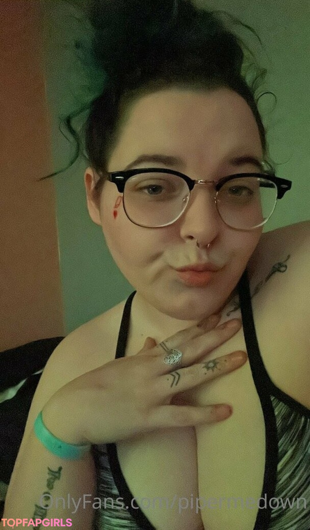 Foto desnuda filtrada de OnlyFans de Pipermedown #62 Foto desnuda filtrada de OnlyFans de Pipermedown #62