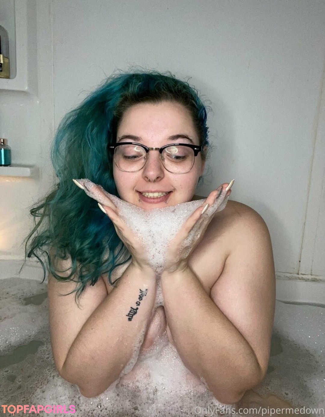 Foto desnuda filtrada de OnlyFans de Pipermedown #87 Foto desnuda filtrada de OnlyFans de Pipermedown #87