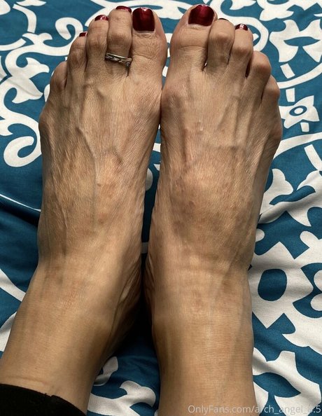 Alluringangelannabelle