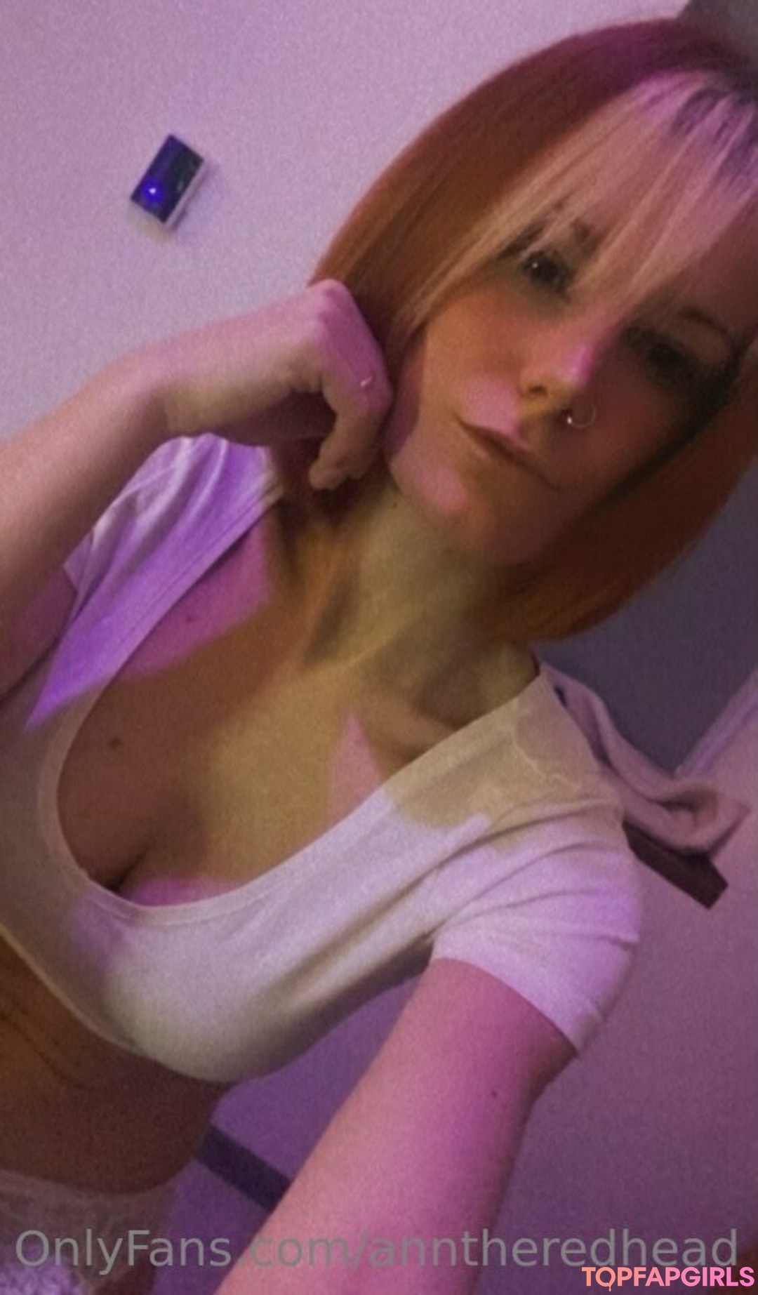 Foto desnuda filtrada de OnlyFans de Anntheredhead #86 Foto desnuda filtrada de OnlyFans de Anntheredhead #86