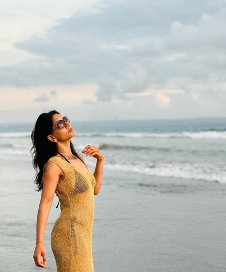 Foto desnuda filtrada de OnlyFans de Reshmin Chowdhury