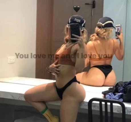 Foto desnuda filtrada de OnlyFans de domevelezzz