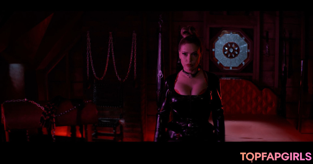 Foto desnuda filtrada de OnlyFans de Alyssa Milano #152 Foto desnuda filtrada de OnlyFans de Alyssa Milano #152