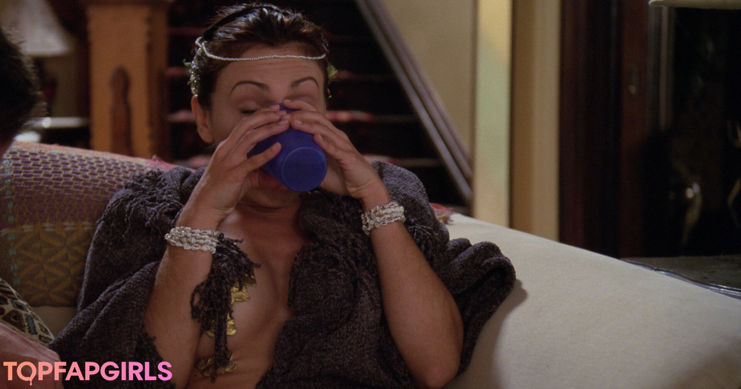 Foto desnuda filtrada de OnlyFans de Alyssa Milano #193 Foto desnuda filtrada de OnlyFans de Alyssa Milano #193