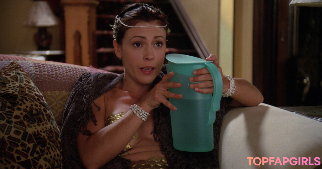 Foto desnuda filtrada de OnlyFans de Alyssa Milano #194 Foto desnuda filtrada de OnlyFans de Alyssa Milano #194