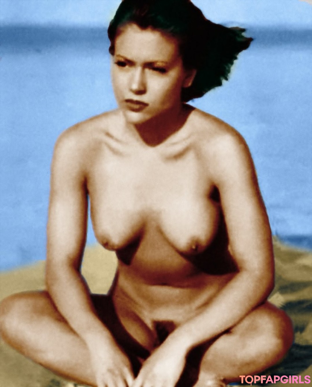 Foto desnuda filtrada de OnlyFans de Alyssa Milano #98 Foto desnuda filtrada de OnlyFans de Alyssa Milano #98