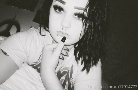 Sexxmetalxbarbiex