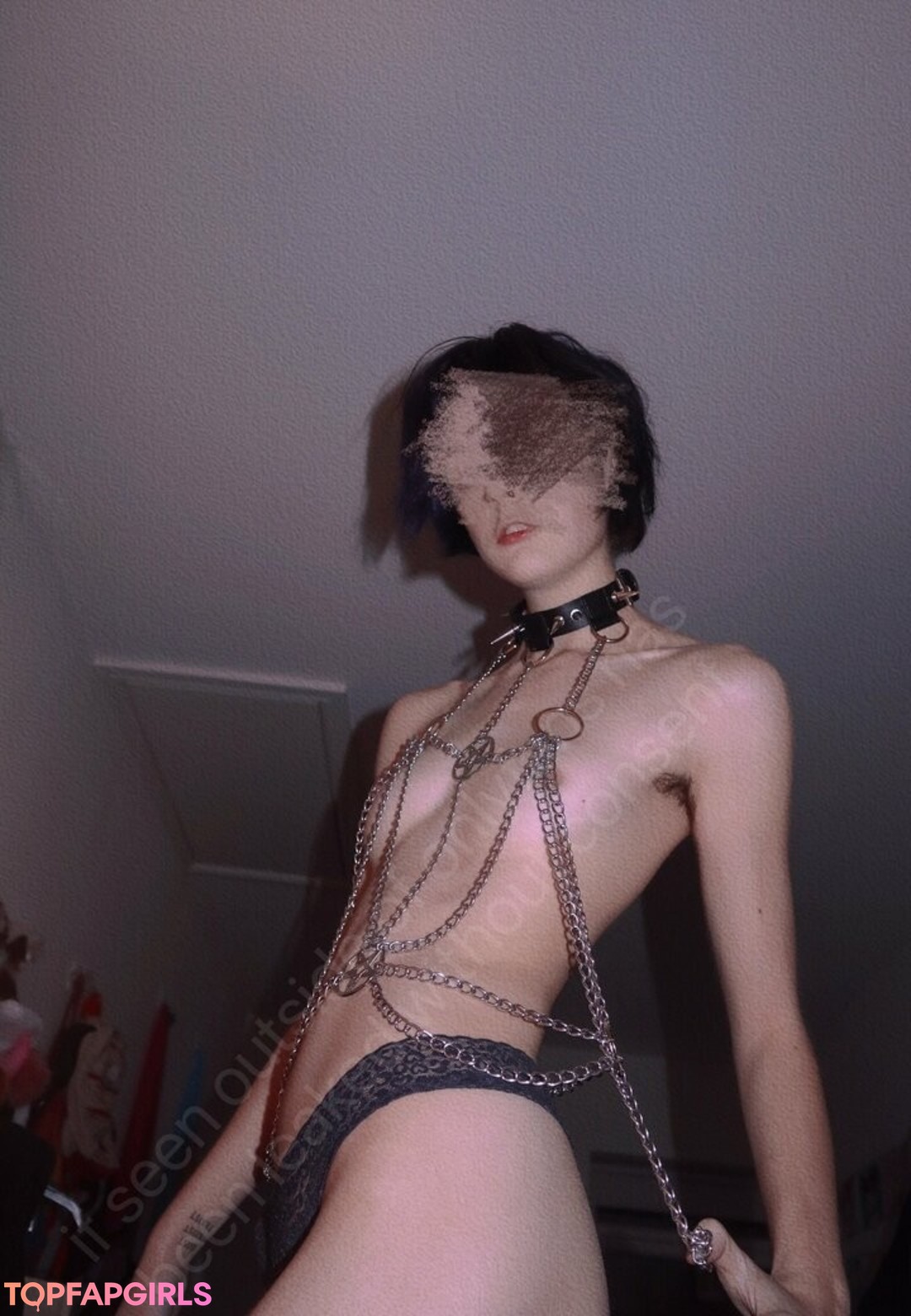 Foto desnuda filtrada de OnlyFans de Strawberryteeth #30 Foto desnuda filtrada de OnlyFans de Strawberryteeth #30