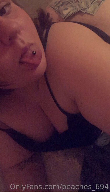 Peaches694