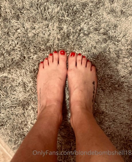 Foto desnuda filtrada de OnlyFans de Blondebombshell18