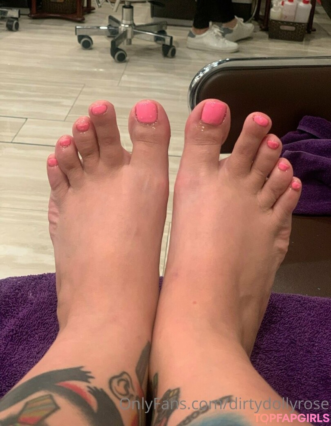 Foto desnuda filtrada de OnlyFans de Dirtydollyrose #5 Foto desnuda filtrada de OnlyFans de Dirtydollyrose #5