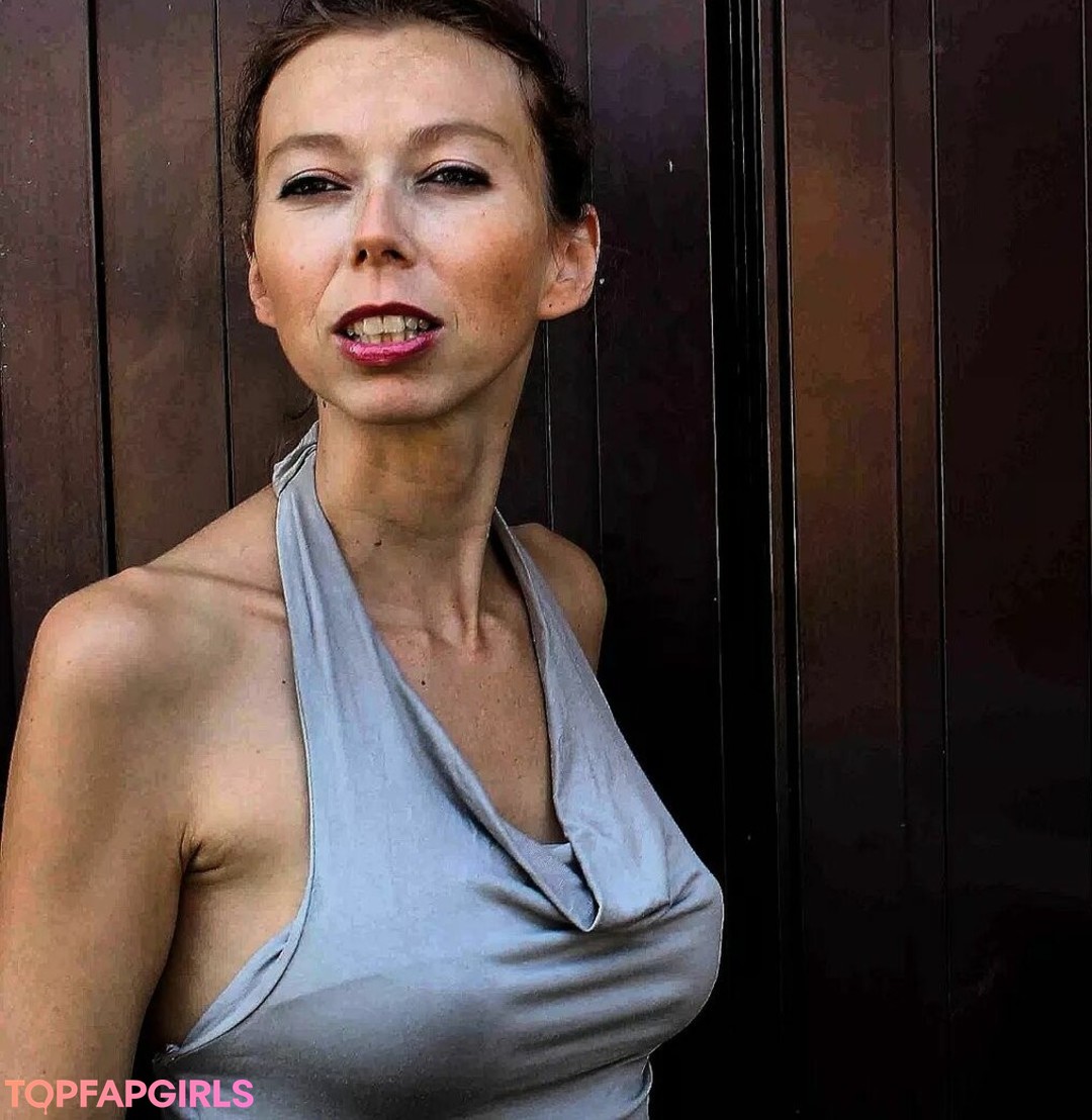 Foto desnuda filtrada de OnlyFans de Agenteimmobiliareverona #16 Foto desnuda filtrada de OnlyFans de Agenteimmobiliareverona #16