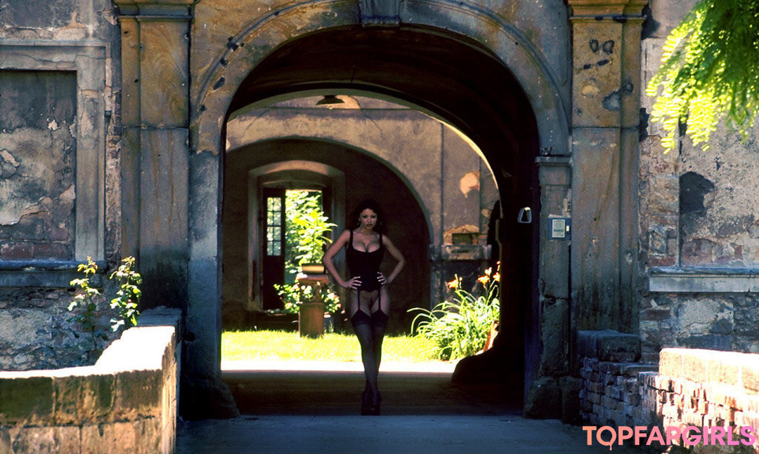 Foto desnuda filtrada de OnlyFans de Veronica Zemanova #1010