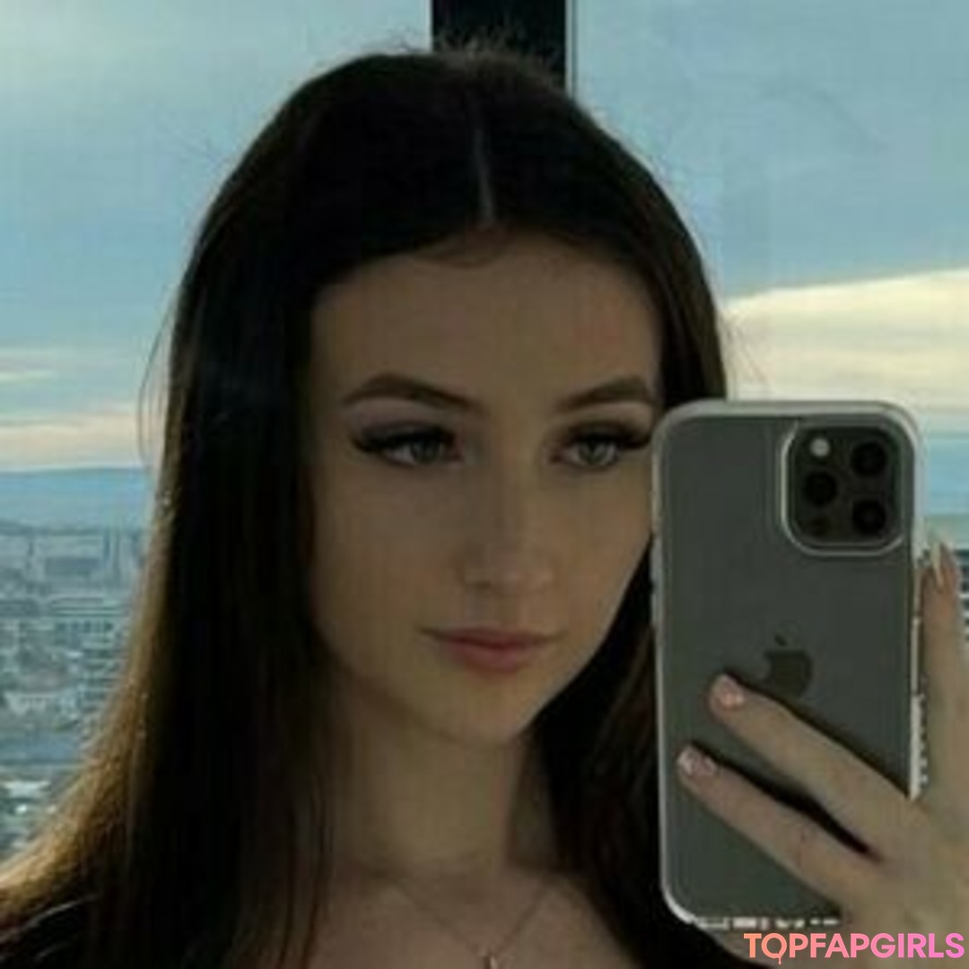 Foto desnuda filtrada de OnlyFans de Juicyalycia #24 Foto desnuda filtrada de OnlyFans de Juicyalycia #24