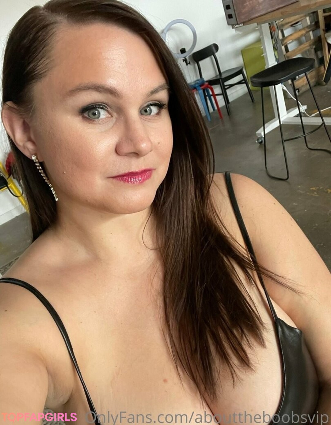 Foto desnuda filtrada de OnlyFans de Abouttheboobsvip #112 Foto desnuda filtrada de OnlyFans de Abouttheboobsvip #112