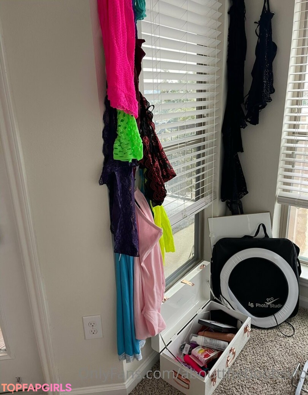 Foto desnuda filtrada de OnlyFans de Abouttheboobsvip #88 Foto desnuda filtrada de OnlyFans de Abouttheboobsvip #88