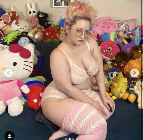 Cokebottlethunderthighs