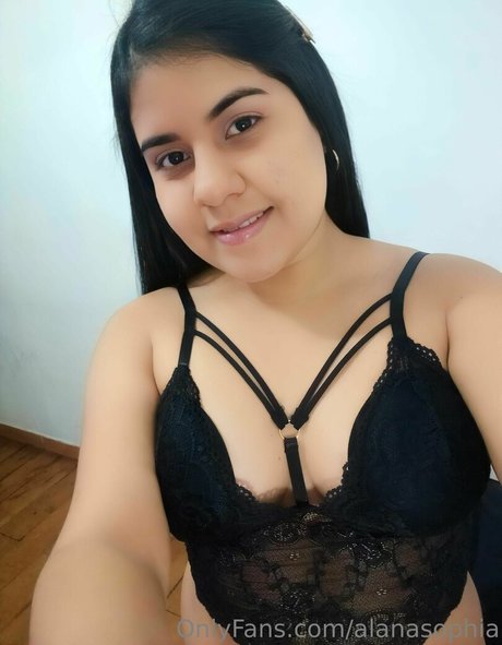 Foto desnuda filtrada de OnlyFans de Alanaahot