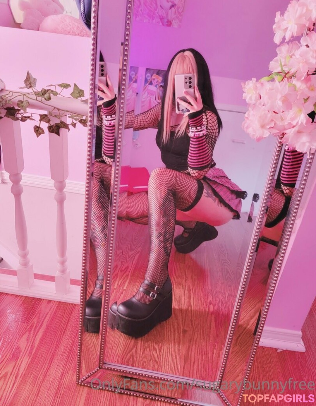 Foto desnuda filtrada de OnlyFans de Sugarybunnyfree #73 Foto desnuda filtrada de OnlyFans de Sugarybunnyfree #73