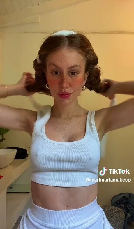 Foto desnuda filtrada de OnlyFans de Marimariamakeup