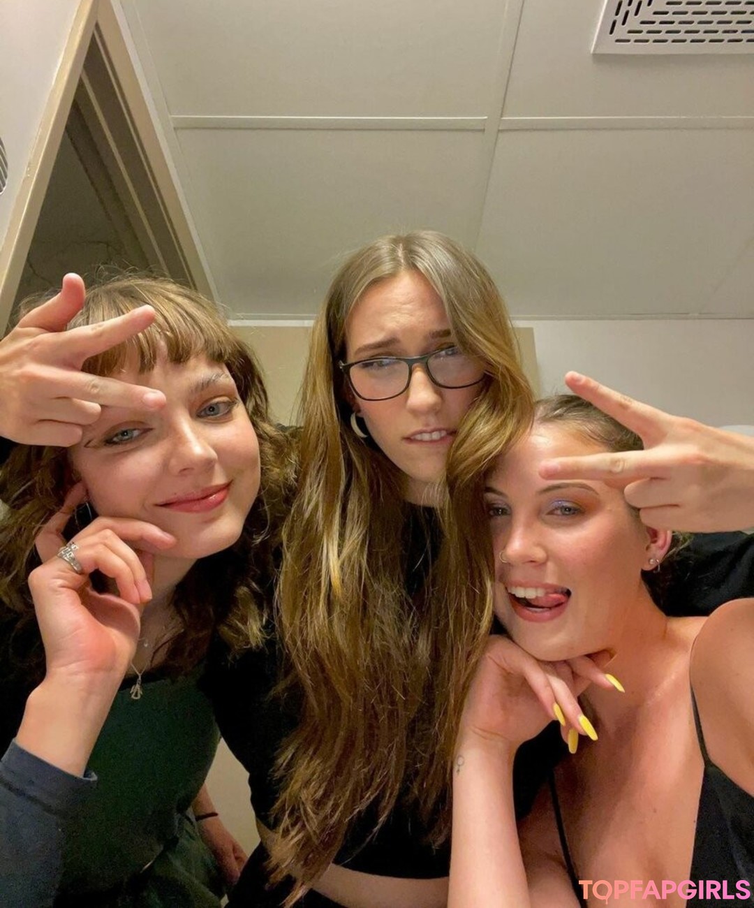 Foto desnuda filtrada de OnlyFans de Bubbablith #80 Foto desnuda filtrada de OnlyFans de Bubbablith #80