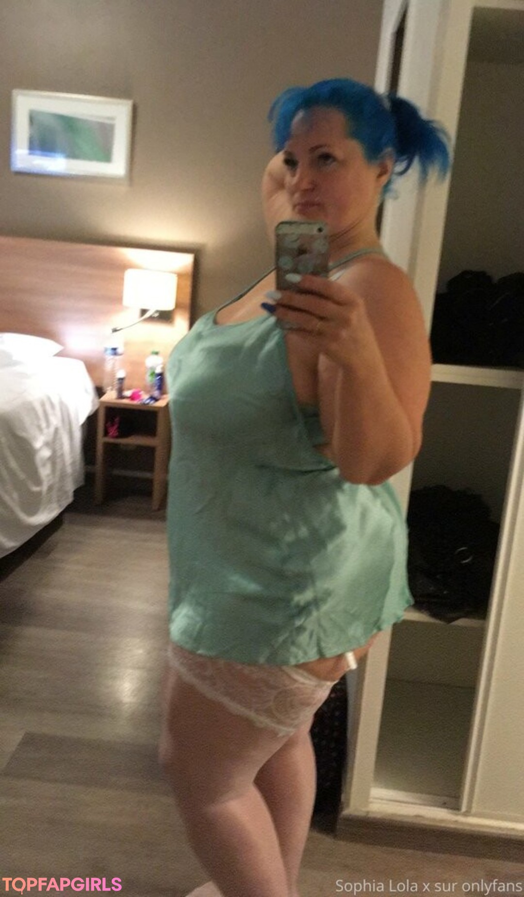 Foto desnuda filtrada de OnlyFans de Sophialola34 #128 Foto desnuda filtrada de OnlyFans de Sophialola34 #128