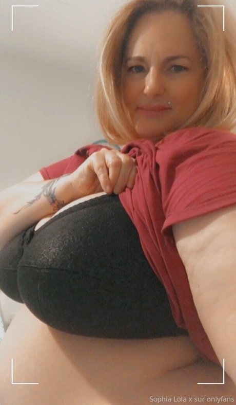 Sophialola34