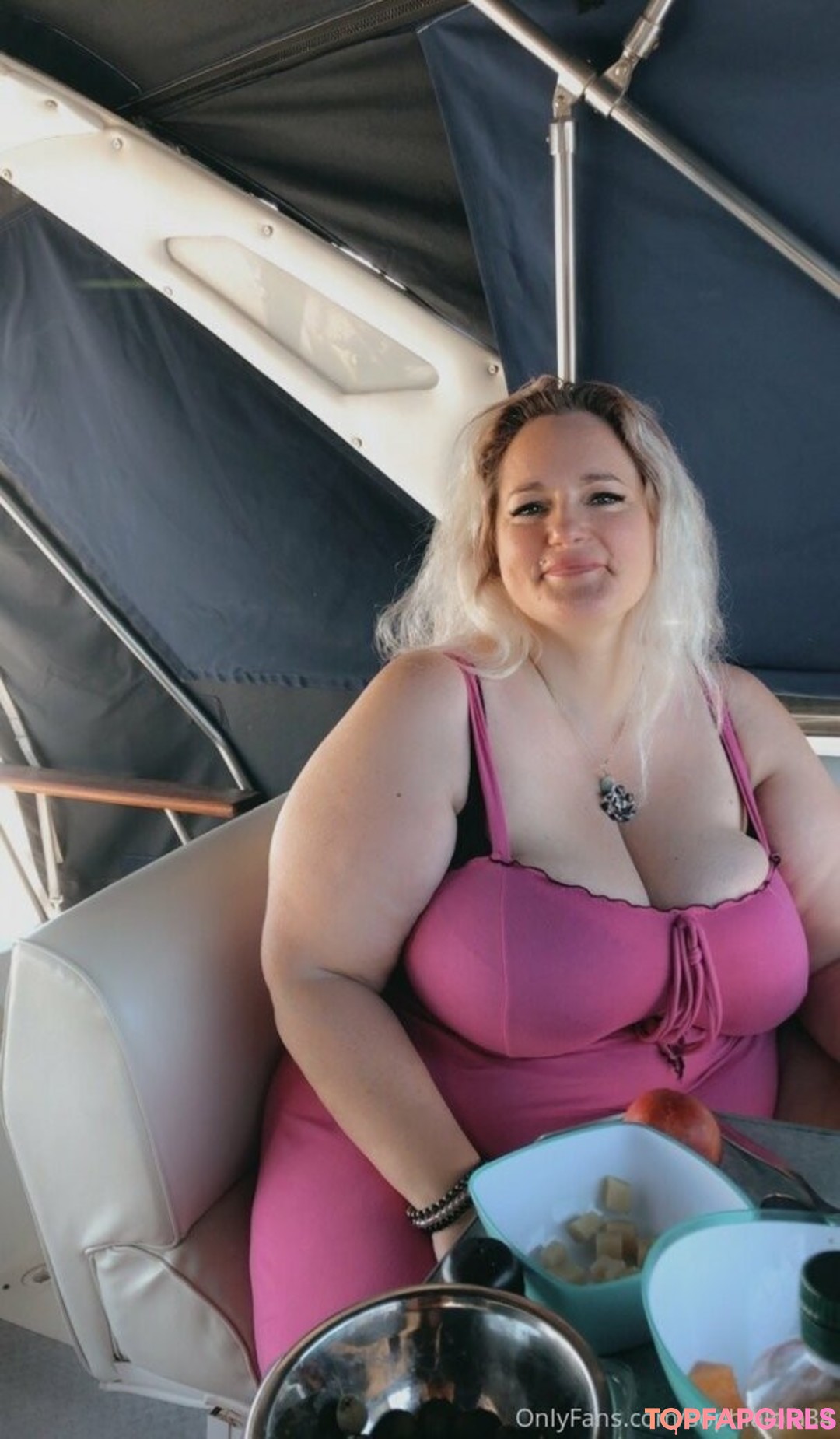 Foto desnuda filtrada de OnlyFans de Sophialola34 #74 Foto desnuda filtrada de OnlyFans de Sophialola34 #74