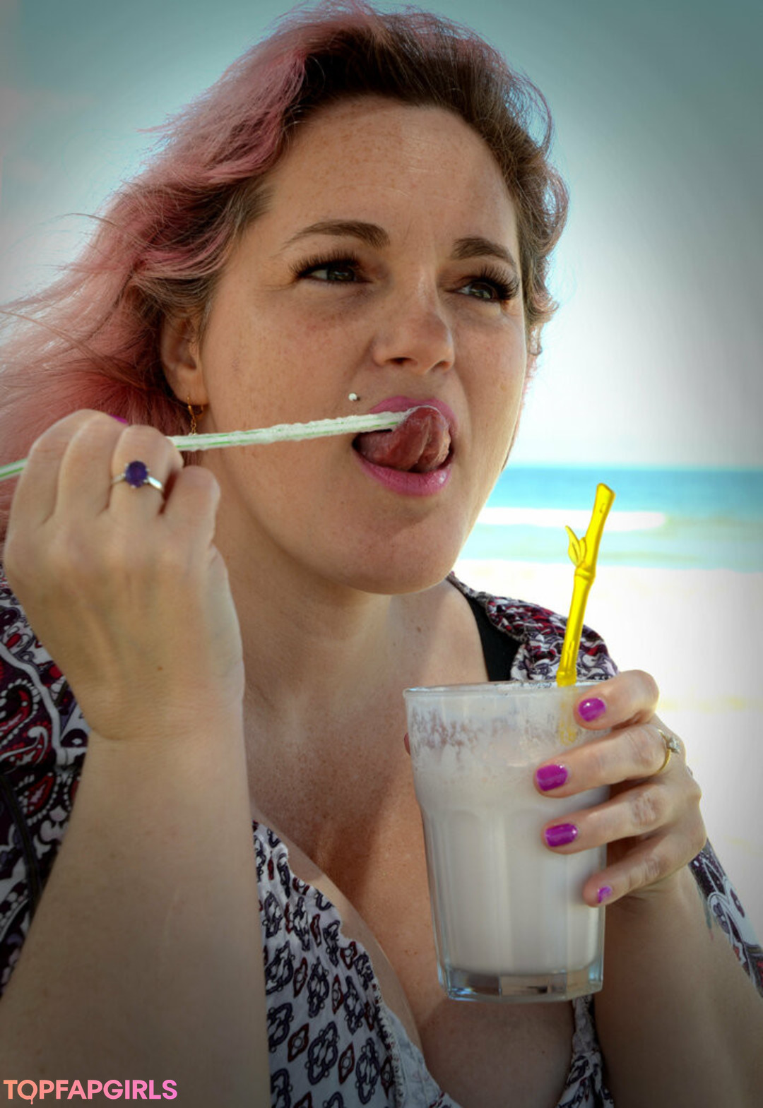 Foto desnuda filtrada de OnlyFans de Sophialola34 #82 Foto desnuda filtrada de OnlyFans de Sophialola34 #82