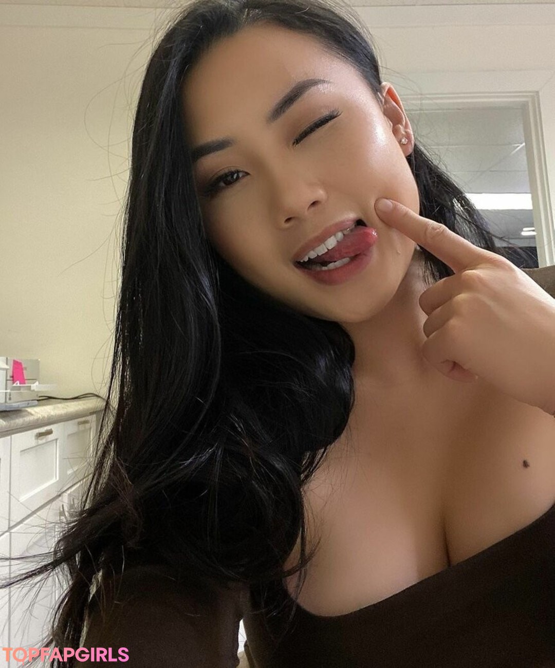 Foto desnuda filtrada de OnlyFans de Lindaafreckles #38 Foto desnuda filtrada de OnlyFans de Lindaafreckles #38