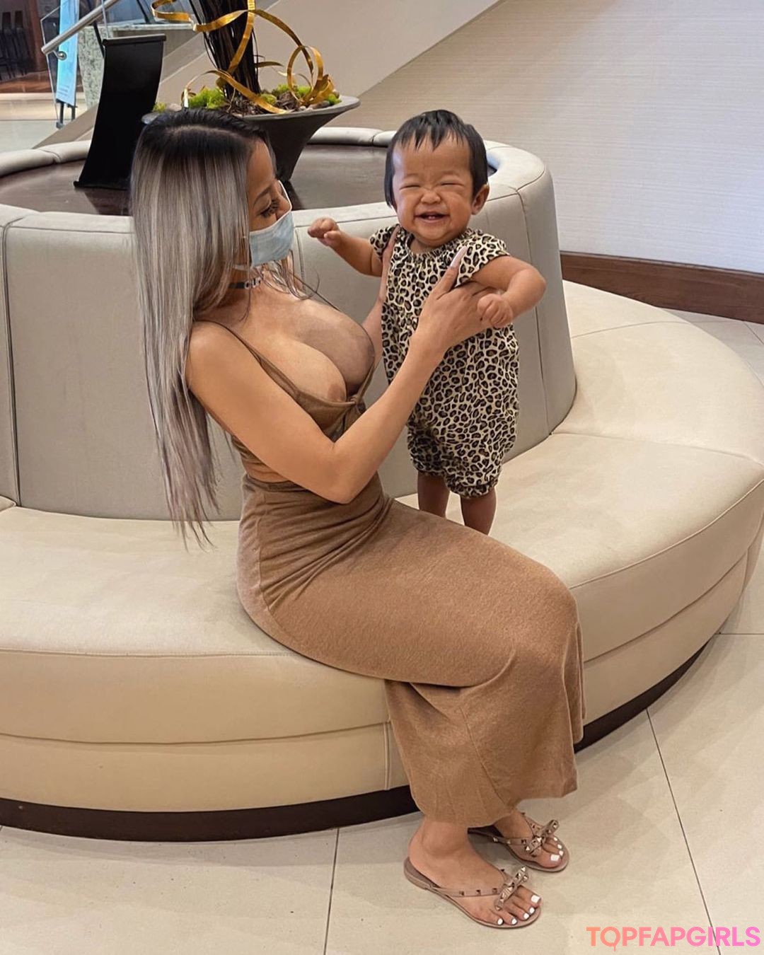 Foto desnuda filtrada de OnlyFans de Tiffany Luu #122 Foto desnuda filtrada de OnlyFans de Tiffany Luu #122