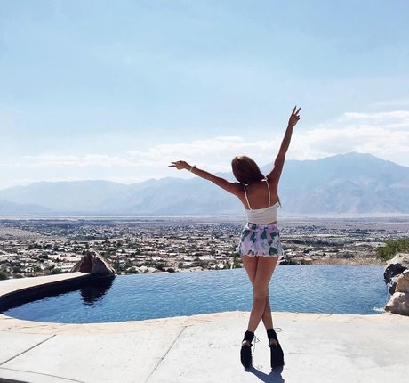 Foto desnuda filtrada de OnlyFans de Tiffany Luu