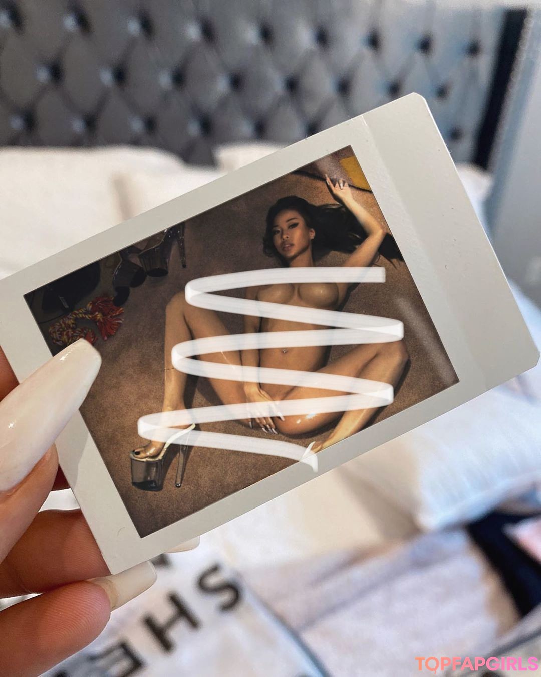 Foto desnuda filtrada de OnlyFans de Tiffany Luu #77 Foto desnuda filtrada de OnlyFans de Tiffany Luu #77