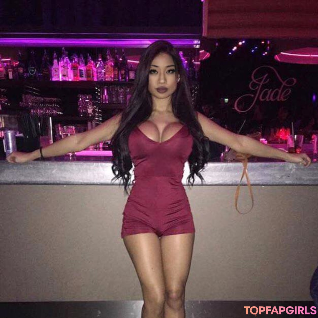 Foto desnuda filtrada de OnlyFans de Tiffany Luu #85 Foto desnuda filtrada de OnlyFans de Tiffany Luu #85