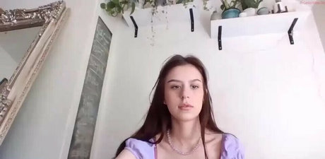 Foto desnuda filtrada de OnlyFans de Tallulah2004