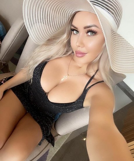 Foto desnuda filtrada de OnlyFans de Katerina Bodriagina