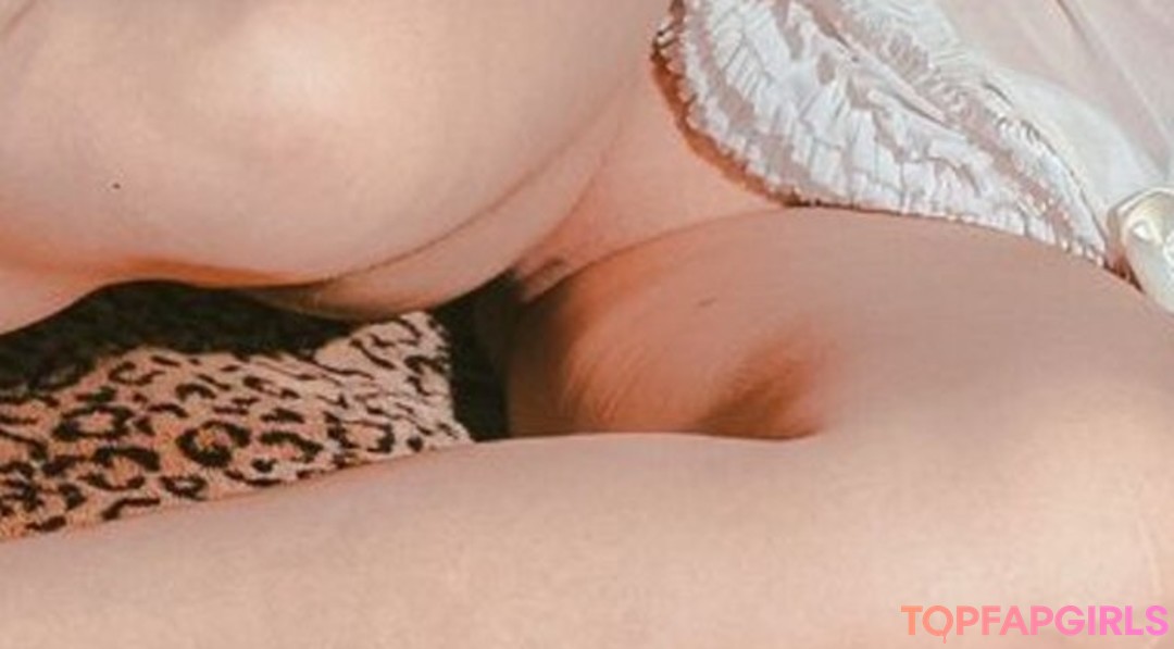 Foto desnuda filtrada de OnlyFans de Vanessa Mesquita #124 Foto desnuda filtrada de OnlyFans de Vanessa Mesquita #124